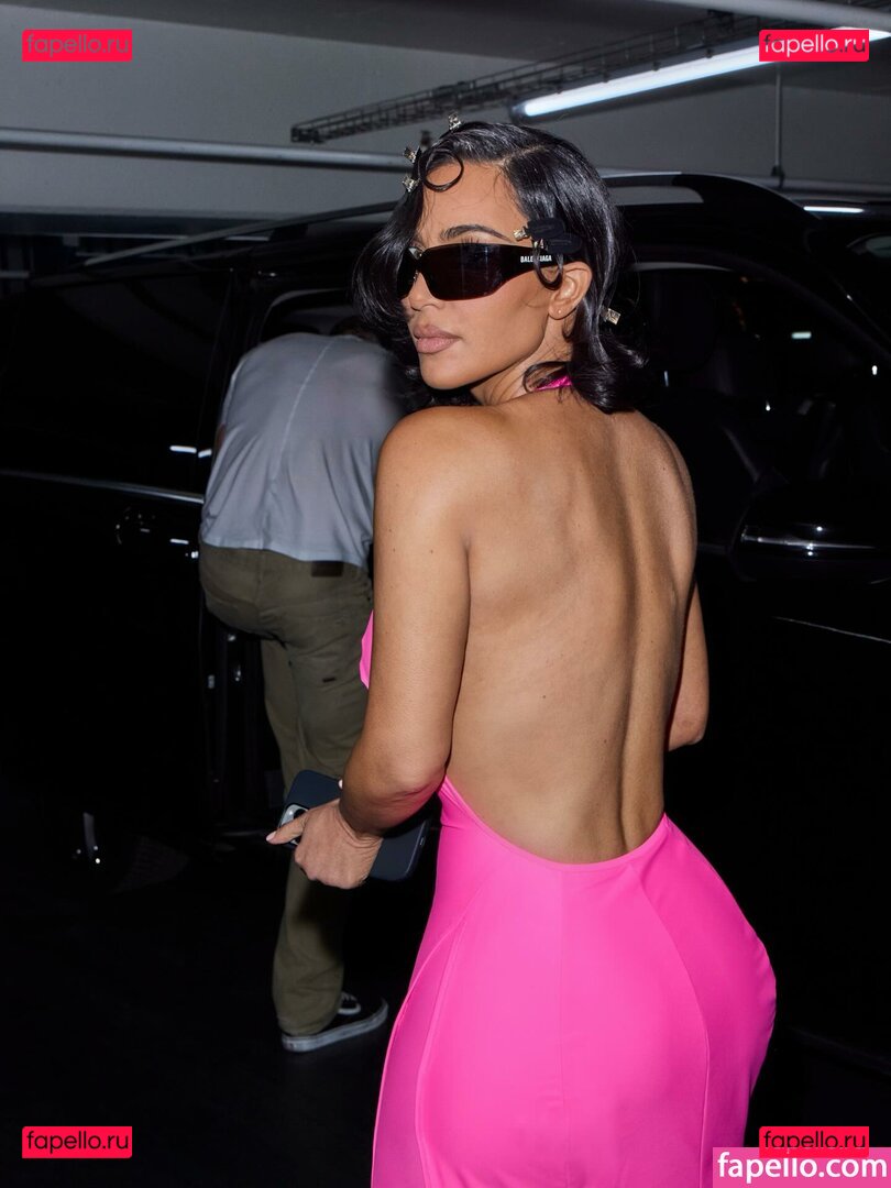 Kim Kardashian / kim_kardashian / kimkardashian Onlyfans Photo Gallery 