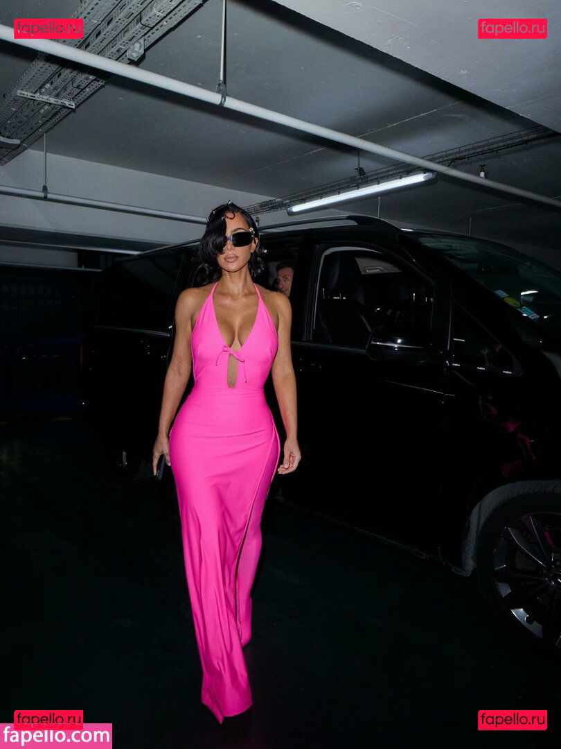 Kim Kardashian / kim_kardashian / kimkardashian Onlyfans Photo Gallery 