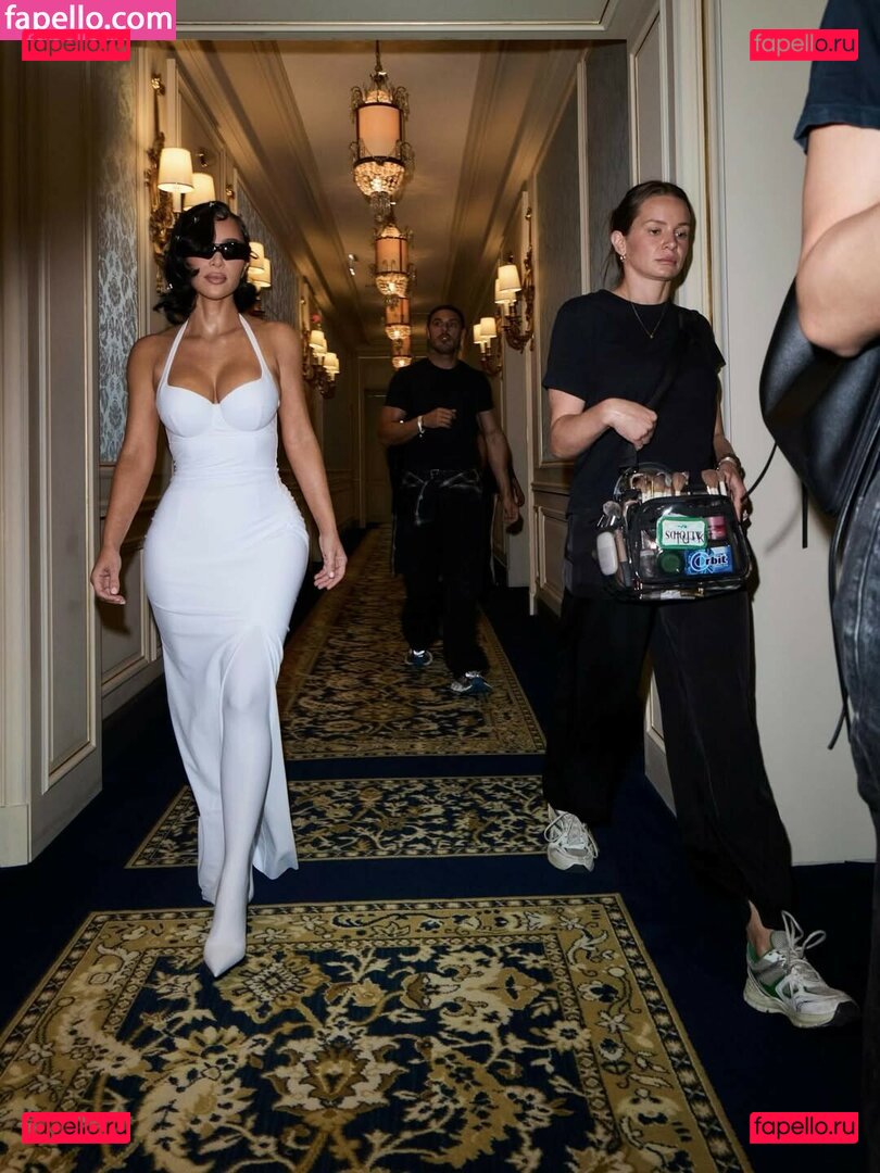 Kim Kardashian / kim_kardashian / kimkardashian Onlyfans Photo Gallery 