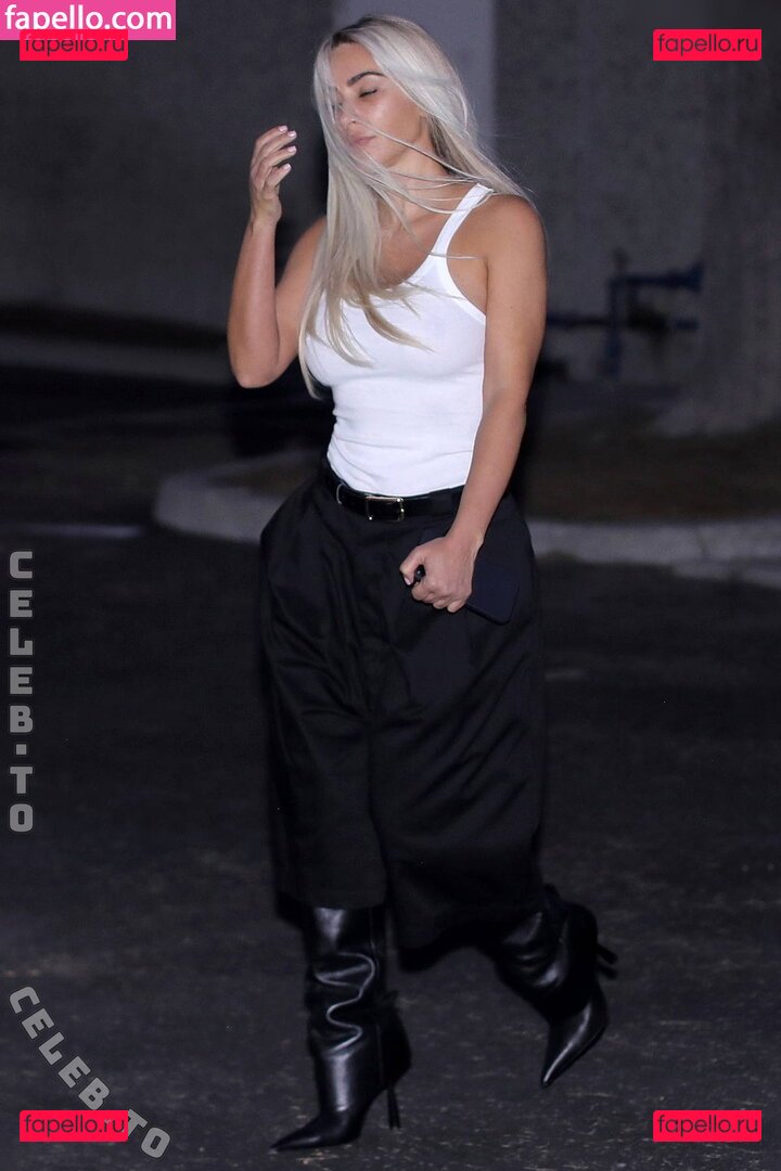 Kim Kardashian / kim_kardashian / kimkardashian Onlyfans Photo Gallery 