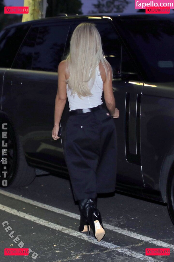 Kim Kardashian / kim_kardashian / kimkardashian Onlyfans Photo Gallery 