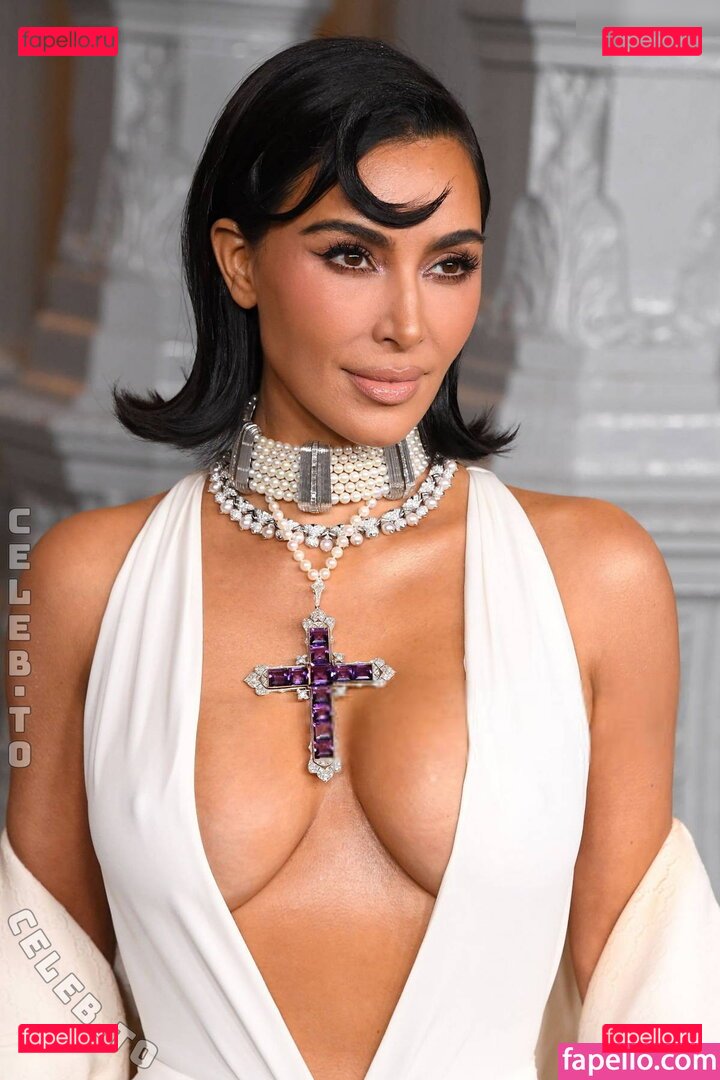 Kim Kardashian / kim_kardashian / kimkardashian Onlyfans Photo Gallery 