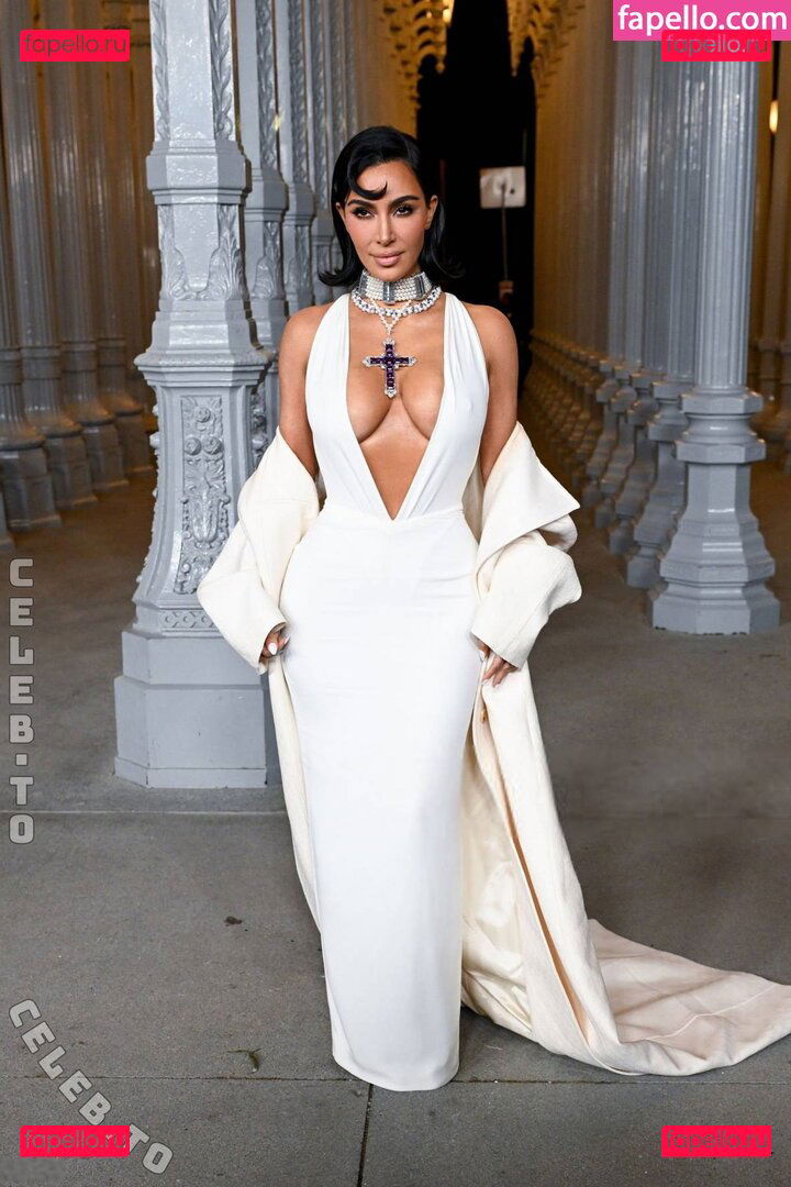 Kim Kardashian / kim_kardashian / kimkardashian Onlyfans Photo Gallery 