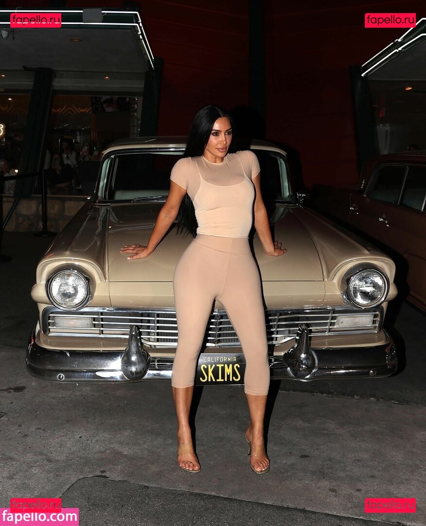 Kim Kardashian / kim_kardashian / kimkardashian Onlyfans Photo Gallery 