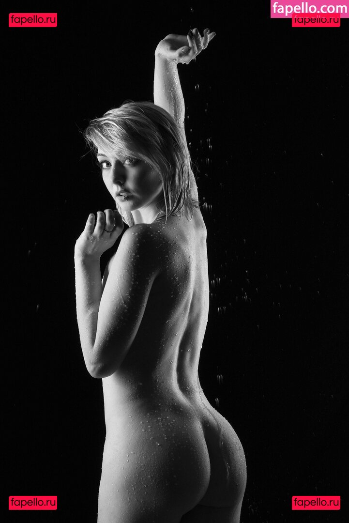 Hannah Bloodbunny / slightly_bitter / sweetbunnyblood Onlyfans Photo Gallery 