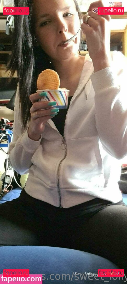 sweet_lollypopgirl / sweet_lollypopgirl2022 Onlyfans Photo Gallery 