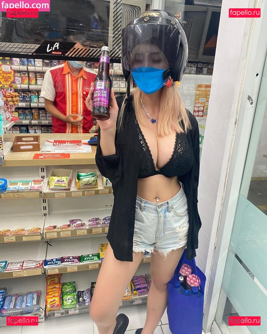 Anastasya Khosasih / anastasyakh / https: / ka11111 Onlyfans Photo Gallery 