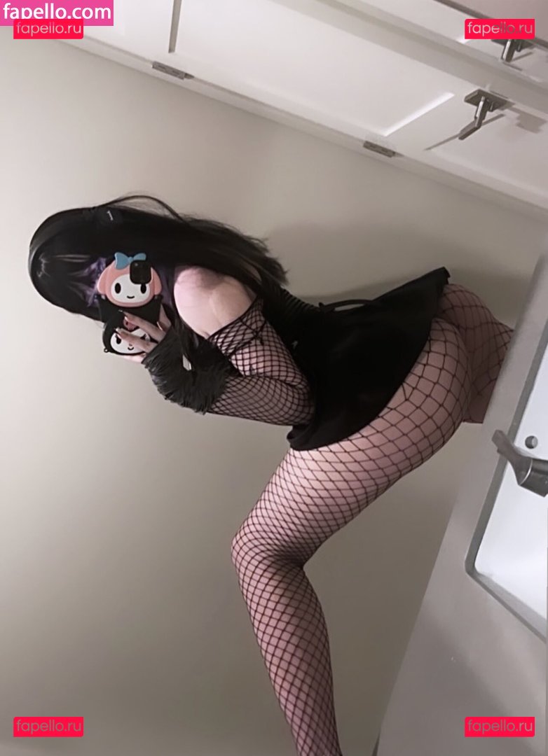 egrlfriend / sinnnsro Onlyfans Photo Gallery 