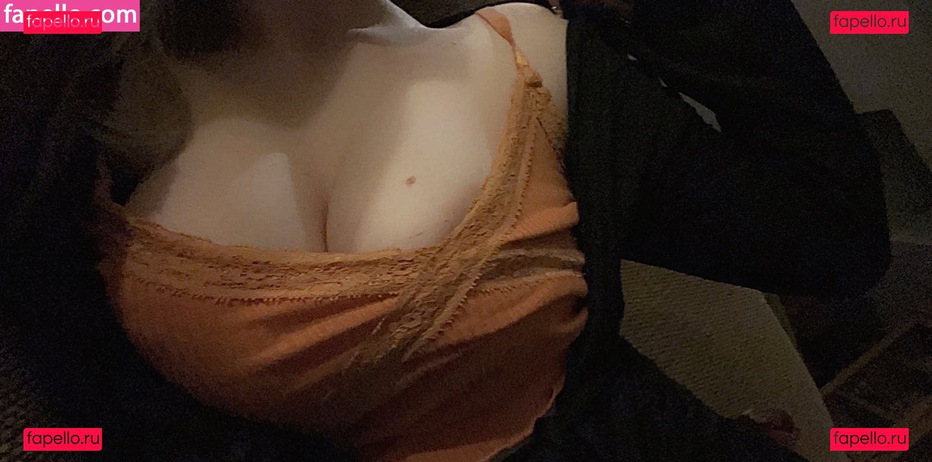 egrlfriend / sinnnsro Onlyfans Photo Gallery 