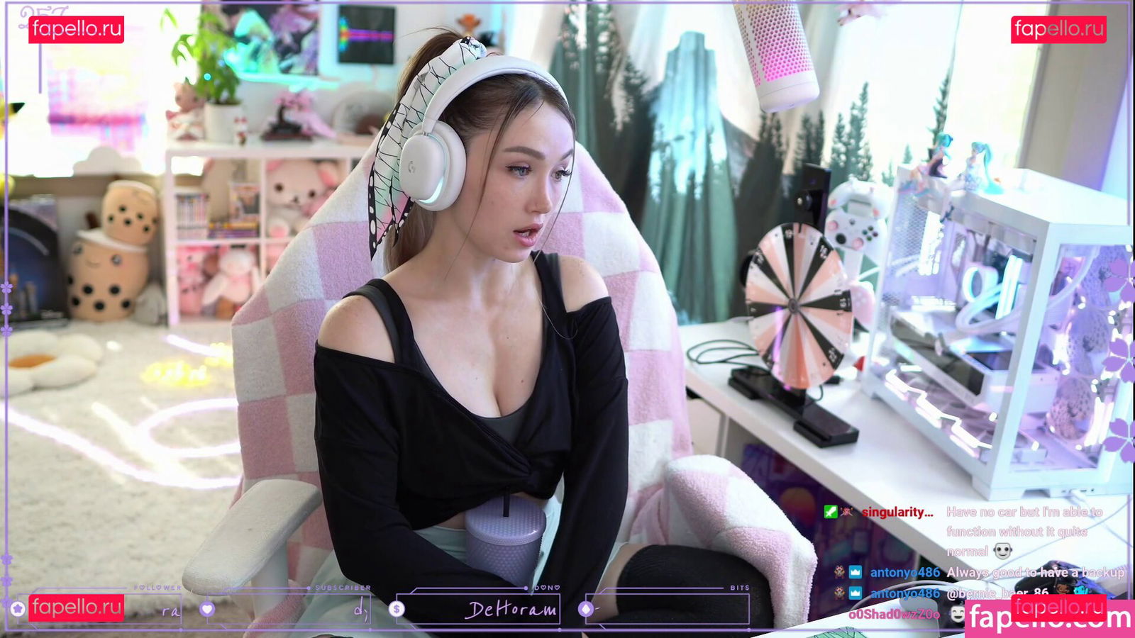 BluTube / Blukitsune9 / Orchidsandhoney / therealroyalblu Onlyfans Photo Gallery 