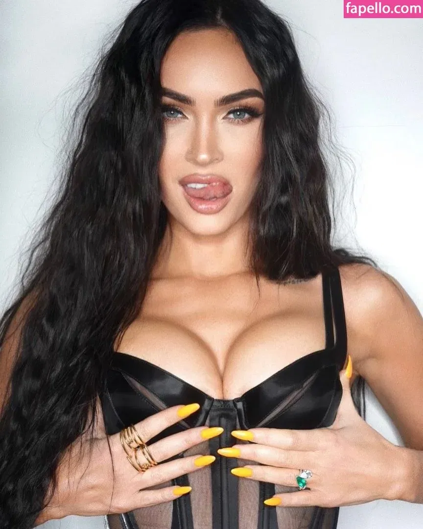 Megan Fox Onlyfans Photo Gallery 