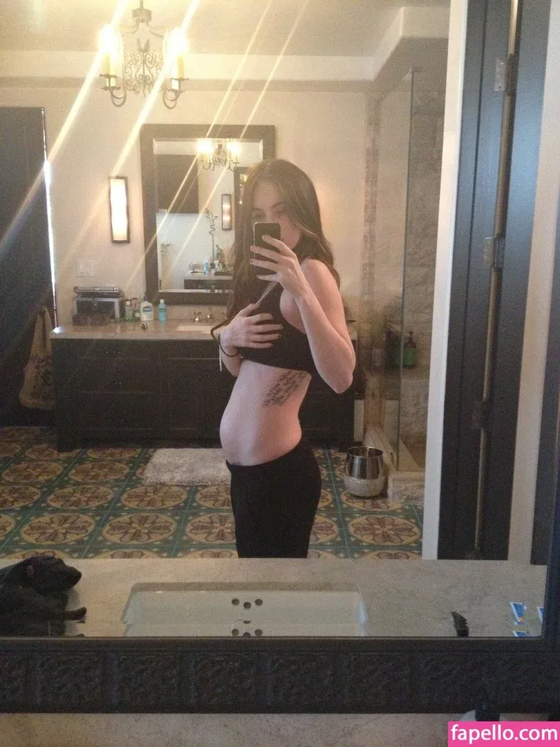 Megan Fox Onlyfans Photo Gallery 