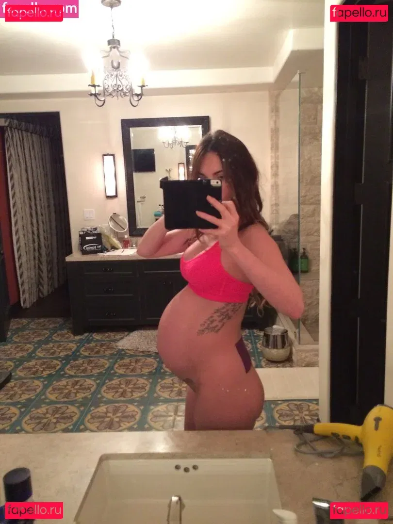 Megan Fox Onlyfans Photo Gallery 