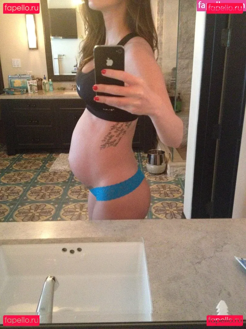 Megan Fox Onlyfans Photo Gallery 