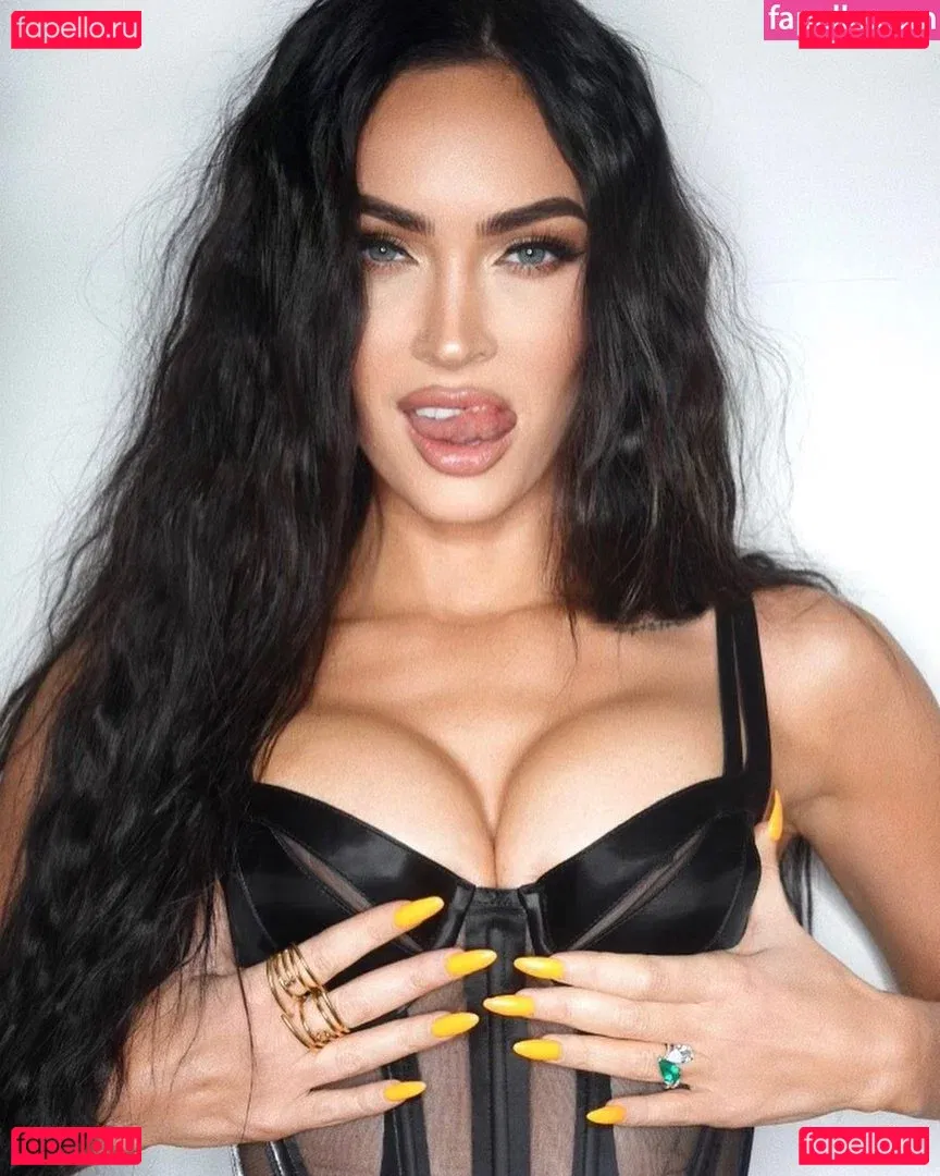 Megan Fox Onlyfans Photo Gallery 