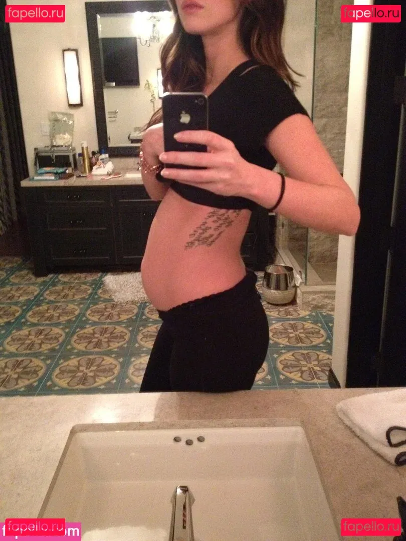 Megan Fox Onlyfans Photo Gallery 