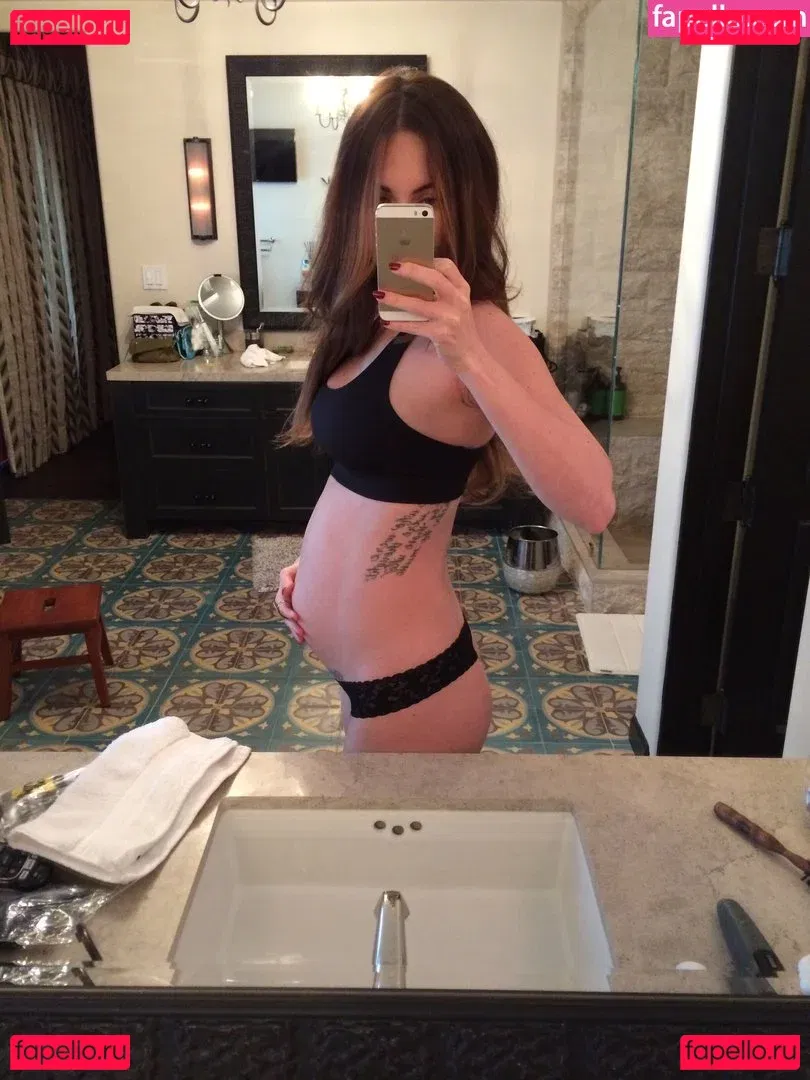 Megan Fox Onlyfans Photo Gallery 