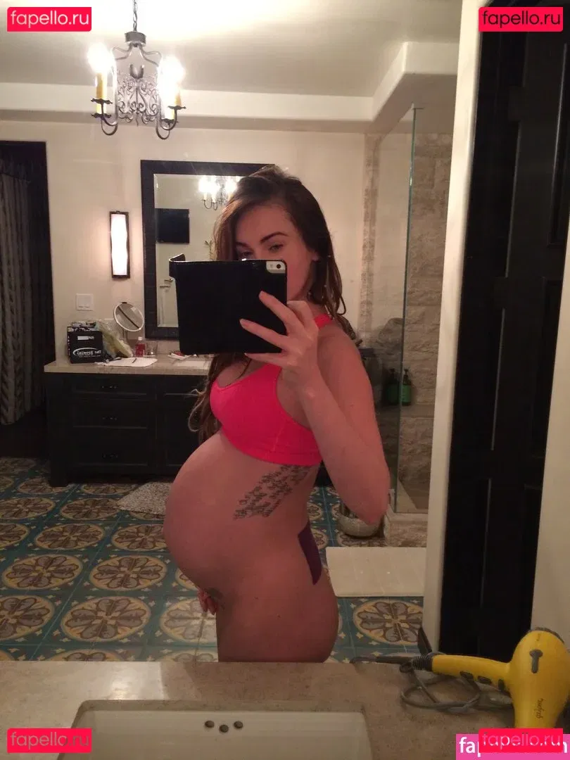 Megan Fox Onlyfans Photo Gallery 