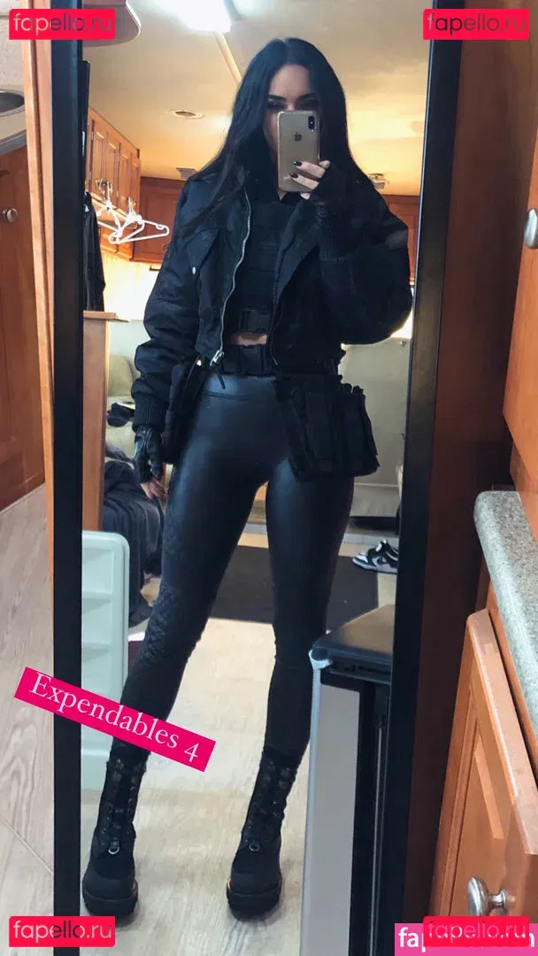 Megan Fox Onlyfans Photo Gallery 