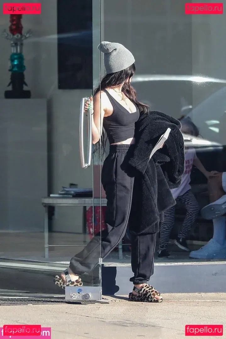 Megan Fox Onlyfans Photo Gallery 