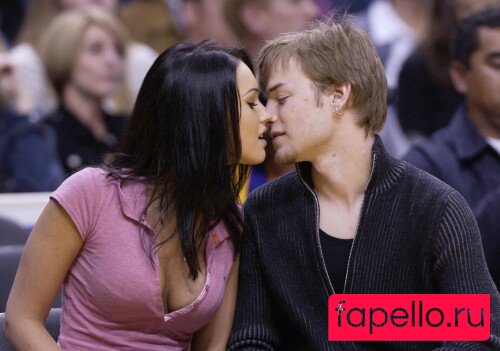 Megan Fox Onlyfans Photo Gallery 