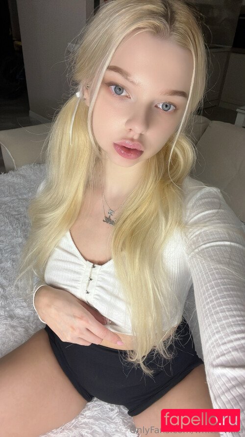 white_vikki Nude Onlyfans Photo 25