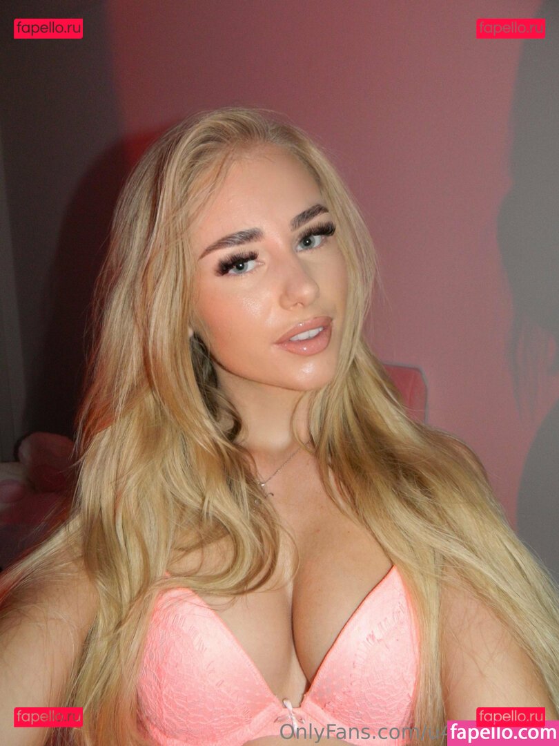 justabigail / justabigails Onlyfans Photo Gallery 