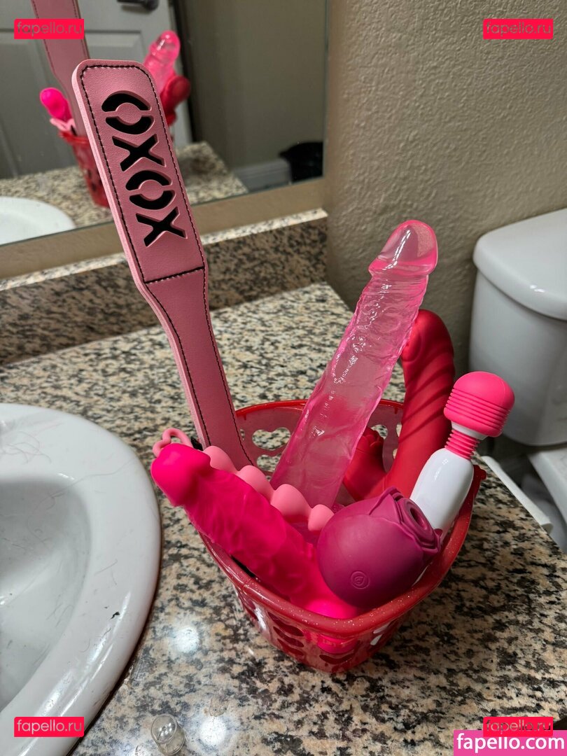 official_pawg_eater Onlyfans Photo Gallery 