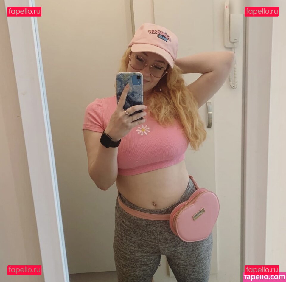 Amadani / Playfull.in.pink / https: Onlyfans Photo Gallery 