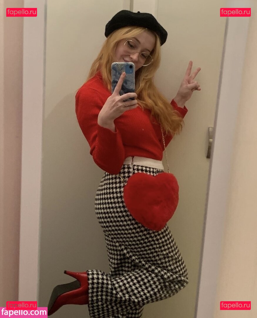 Amadani / Playfull.in.pink / https: Onlyfans Photo Gallery 