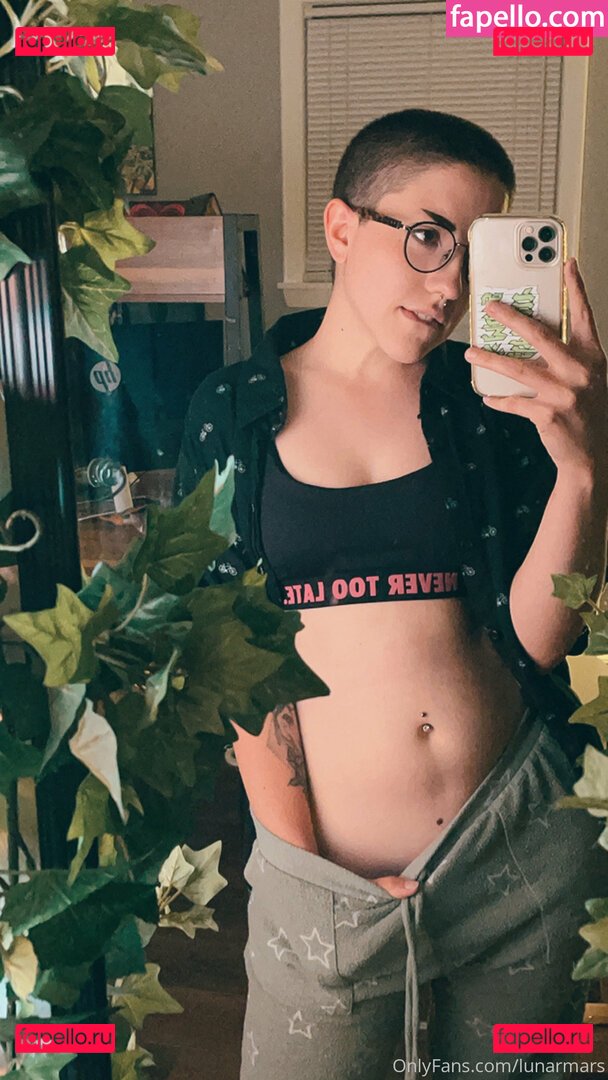 nymphicapollo / nymphidoo Onlyfans Photo Gallery 