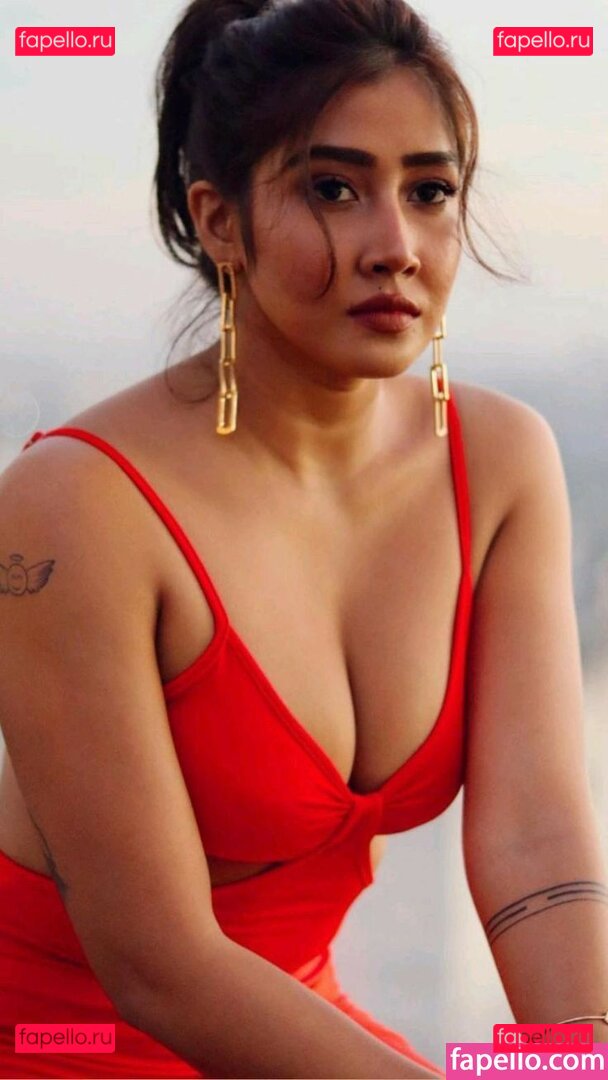 Sofia Ansari / sofia.ansari / sofia9__offcial / sofia9__official Onlyfans Photo Gallery 