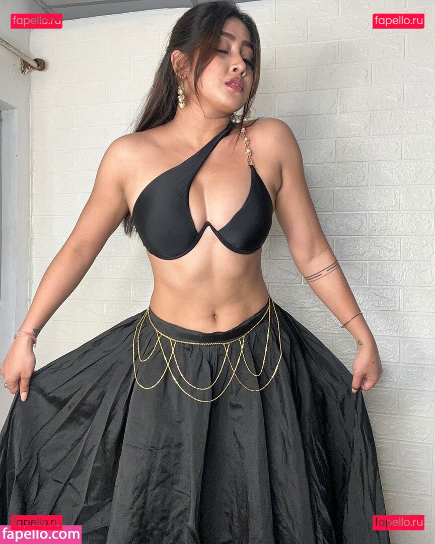 Sofia Ansari / sofia.ansari / sofia9__offcial / sofia9__official Onlyfans Photo Gallery 