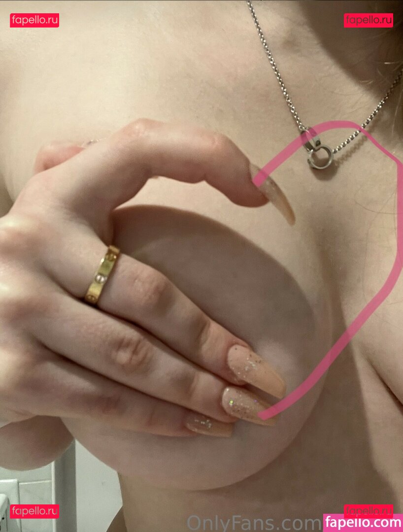 Comflly / comfy_li Onlyfans Photo Gallery 