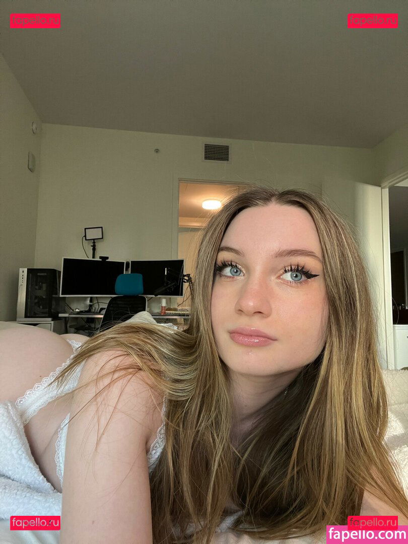 Comflly / comfy_li Onlyfans Photo Gallery 