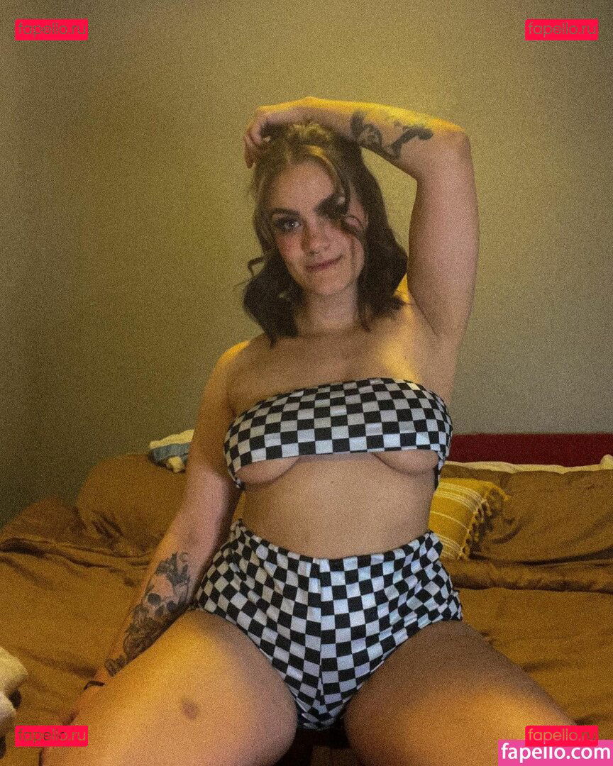 bobbispalace / bobbisprettypalace Onlyfans Photo Gallery 