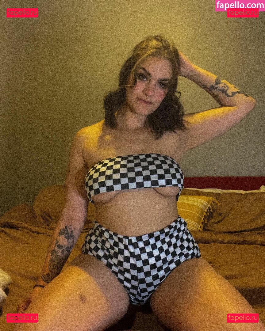 bobbispalace / bobbisprettypalace Onlyfans Photo Gallery 