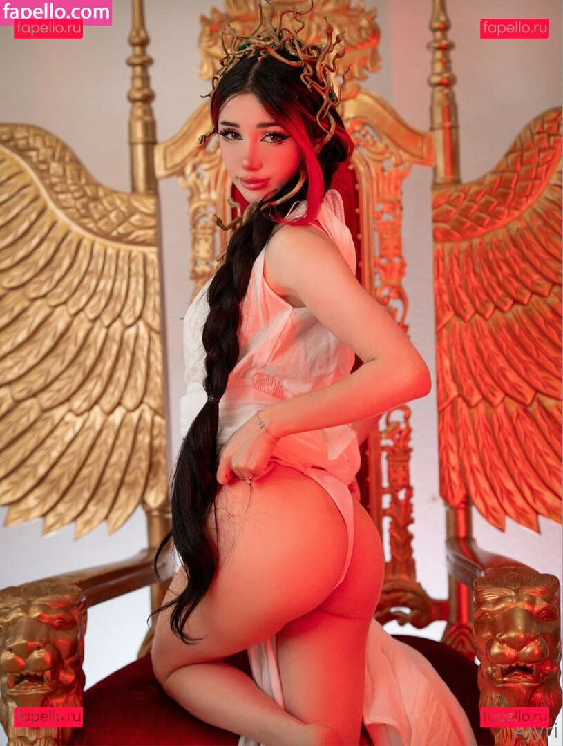 alyri / alyri_tv Onlyfans Photo Gallery 