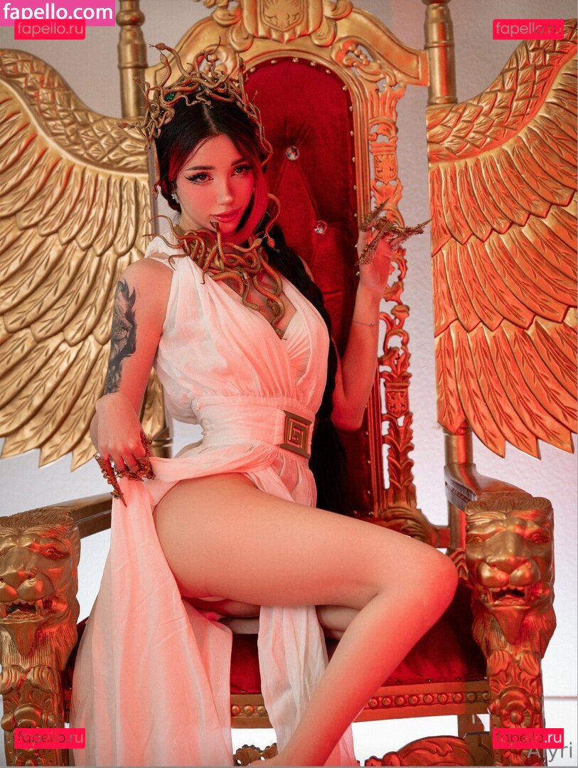 alyri / alyri_tv Onlyfans Photo Gallery 