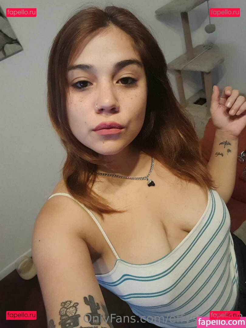 effystoner13 / itseffystone Onlyfans Photo Gallery 