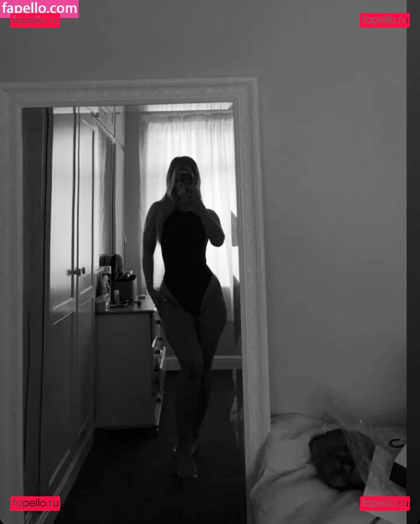 Izzy Taffs / IzzyTaffs792 / isabeltaffs / ts_izzy_wilde Onlyfans Photo Gallery 