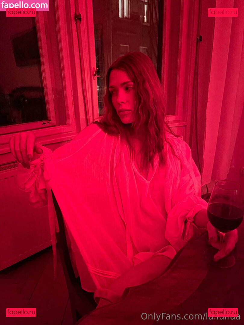 la.lunaa / laluna Onlyfans Photo Gallery 