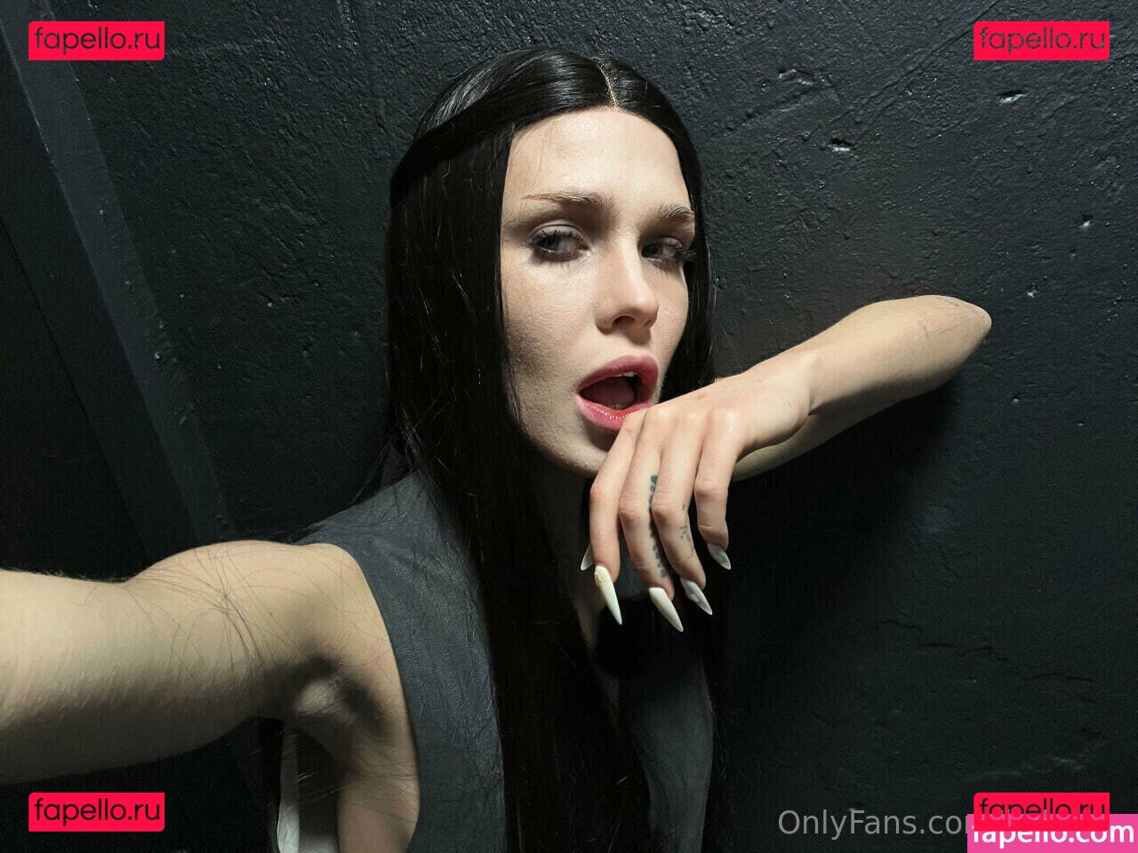 la.lunaa / laluna Onlyfans Photo Gallery 