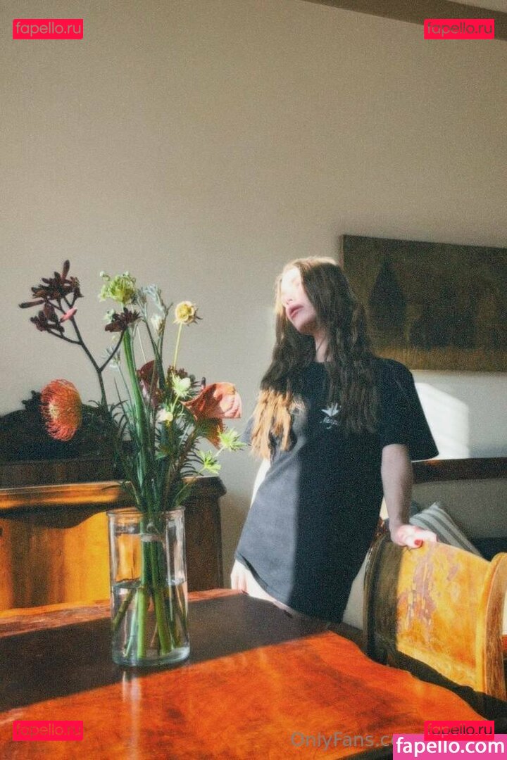 la.lunaa / laluna Onlyfans Photo Gallery 