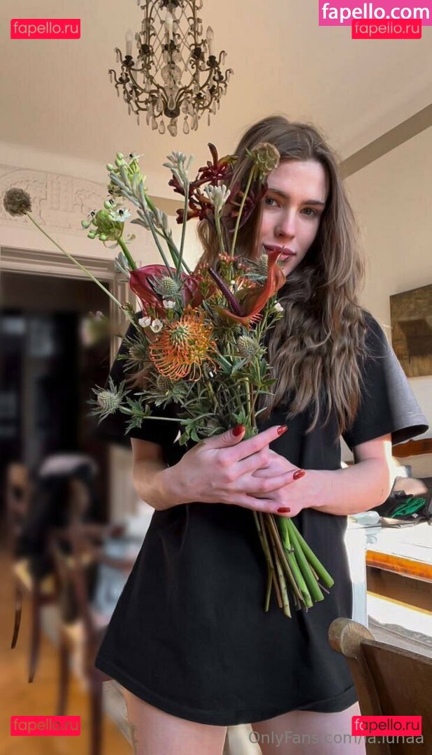 la.lunaa / laluna Onlyfans Photo Gallery 