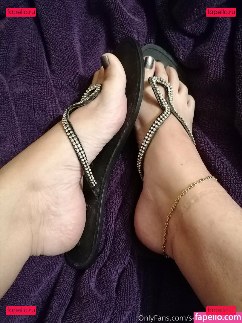 mature_feet / sexymaturefeet Onlyfans Photo Gallery 