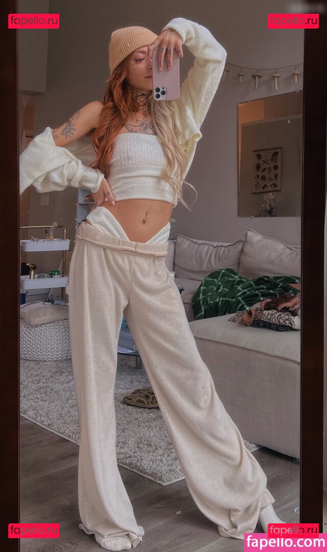 BJLovingBambi / Bambi Sage / inbedwithbambi / rainbow.venom Onlyfans Photo Gallery 