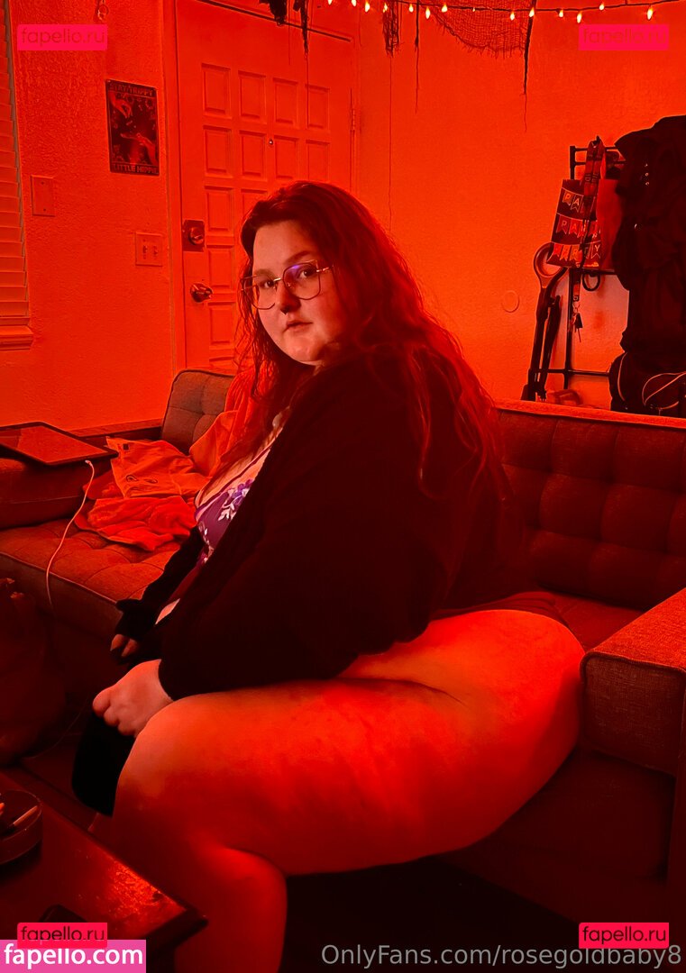 rosegoldbaby8 Onlyfans Photo Gallery 