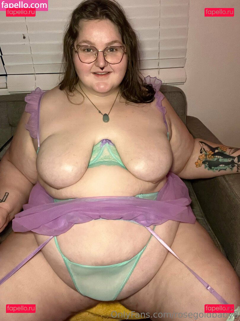 rosegoldbaby8 Onlyfans Photo Gallery 