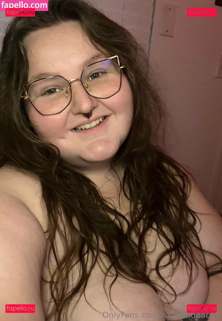 rosegoldbaby8 Onlyfans Photo Gallery 